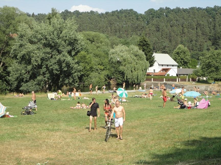 Doudleby U Ceskych Budejovic Exteriör bild